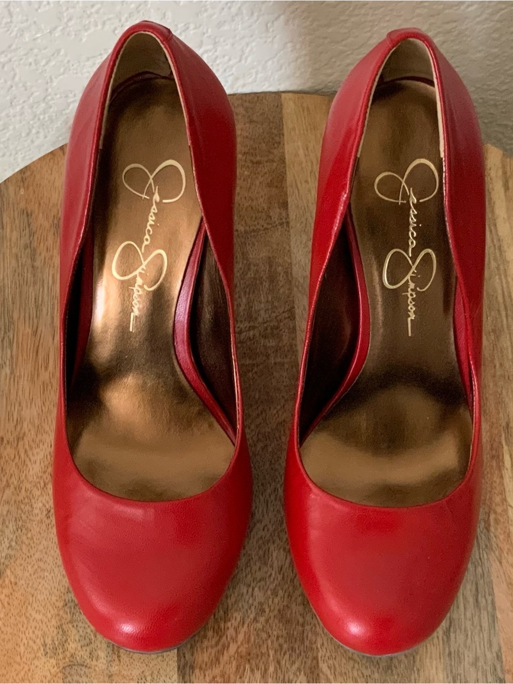 Jessica Simpson Red Round-Toe Pump Heels